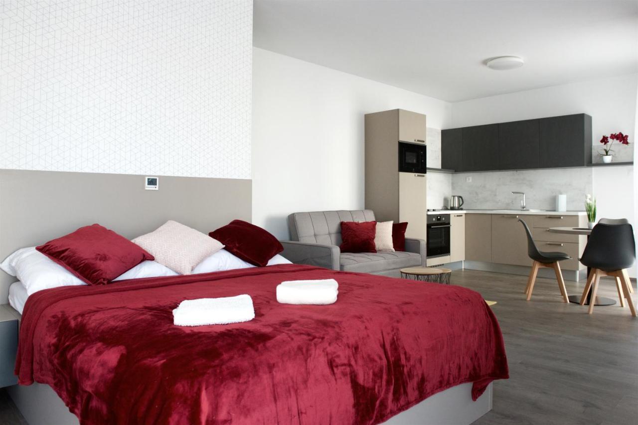 Apartman Greenbay Golf Trencin Exterior photo