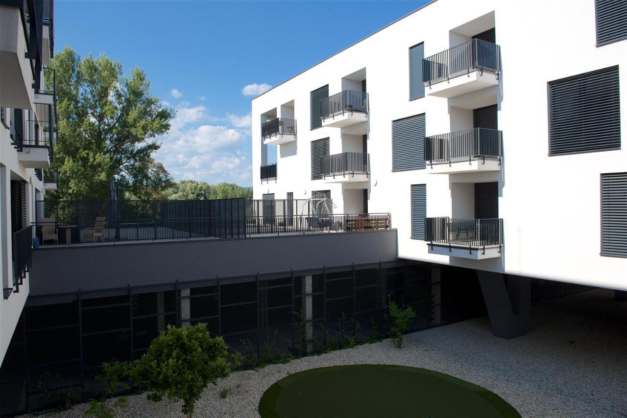 Apartman Greenbay Golf Trencin Exterior photo